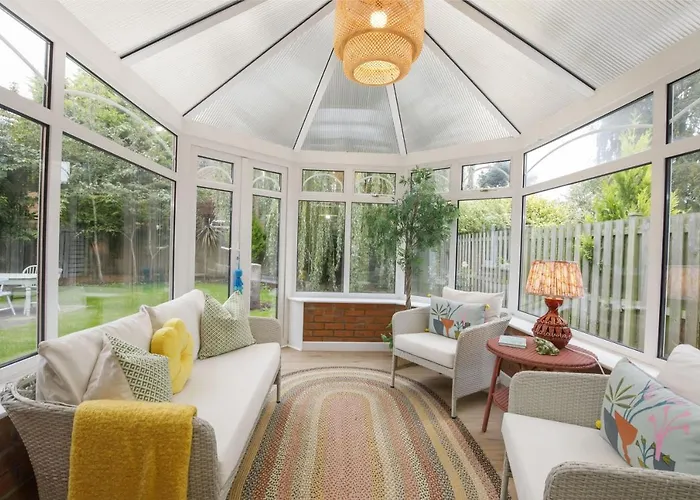 The Willows With Free Parking For 2 Cars *